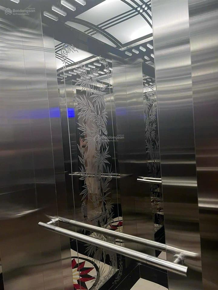 Bán nhà mặt tiền 2/4 vĩnh phước nha trang 5 tầng thang máy 148,8m2 odt gần biển giá 16,9 tỷ