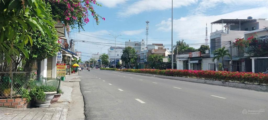 Bán nhà mt 2/4 bắc nha trang 86,8m² ngang 4,16m gần bến xe, ra biển 5p, kinh doanh tốt, giá tl