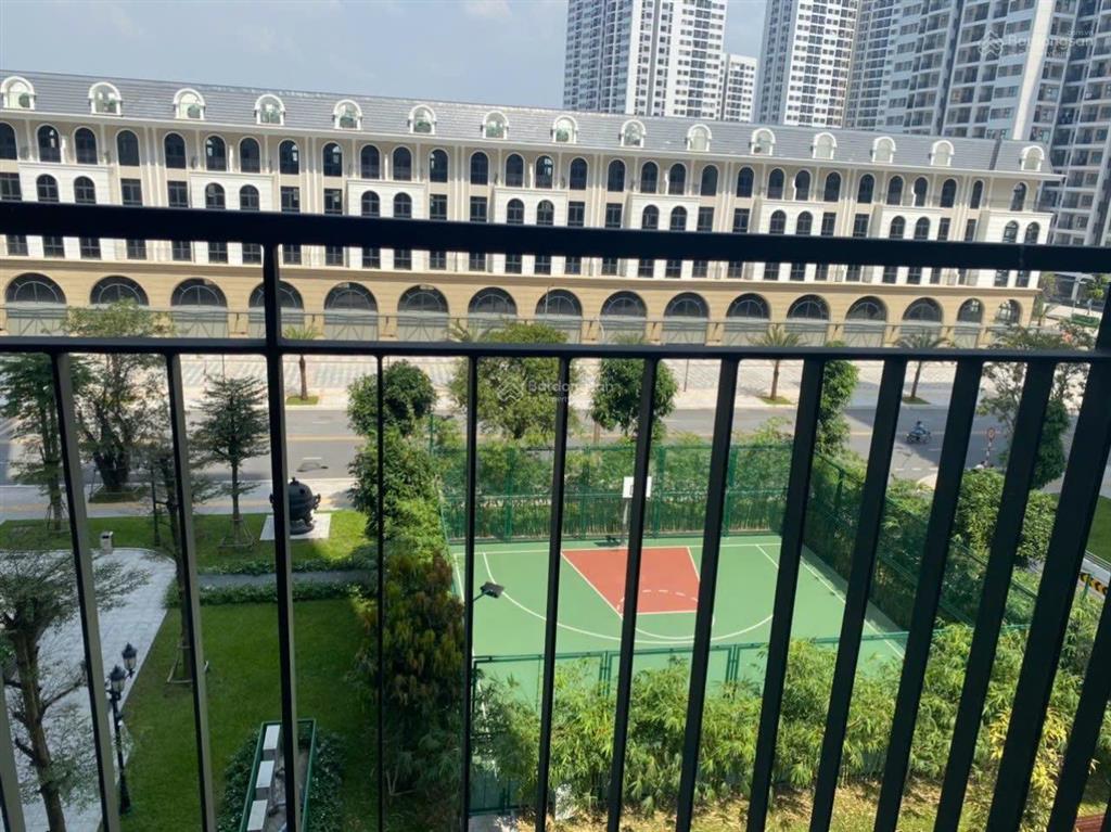 Bán căn hộ chung cư 69m2 tại vinhomes grand park, 3,65 tỷ