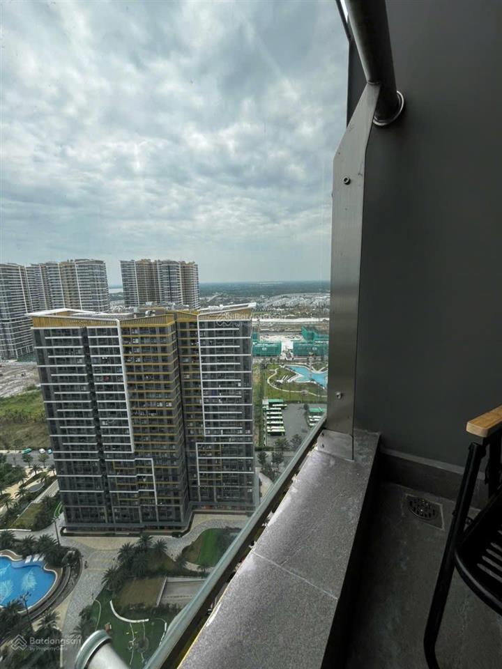 Chính chủ bán gầp vinhomes grand park, 3,4 tỷ, 59m2, 2pn, 2wc, nội thất đầy đủ