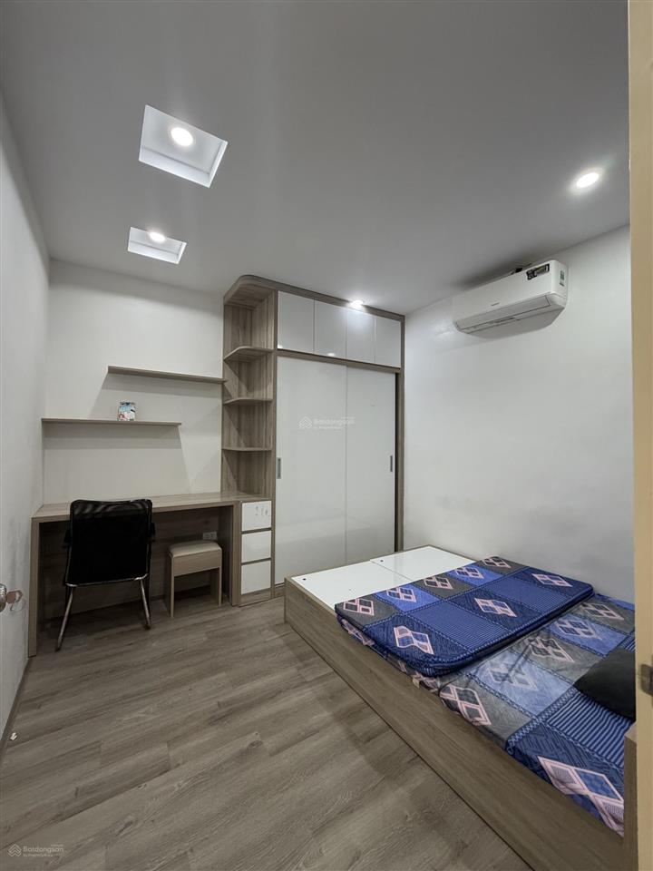 Chính chủ cần bán 3 phòng ngủ 2 vs tòa hh linh đàm