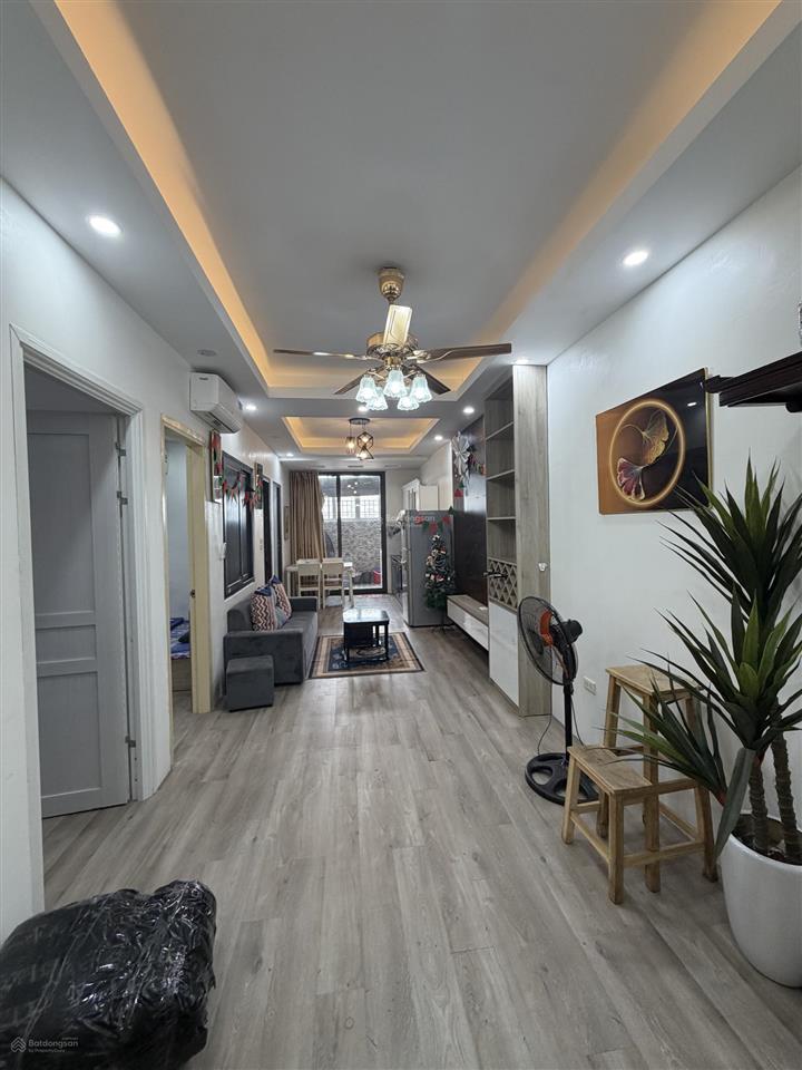 Chính chủ cần bán 3 phòng ngủ 2 vs tòa hh linh đàm