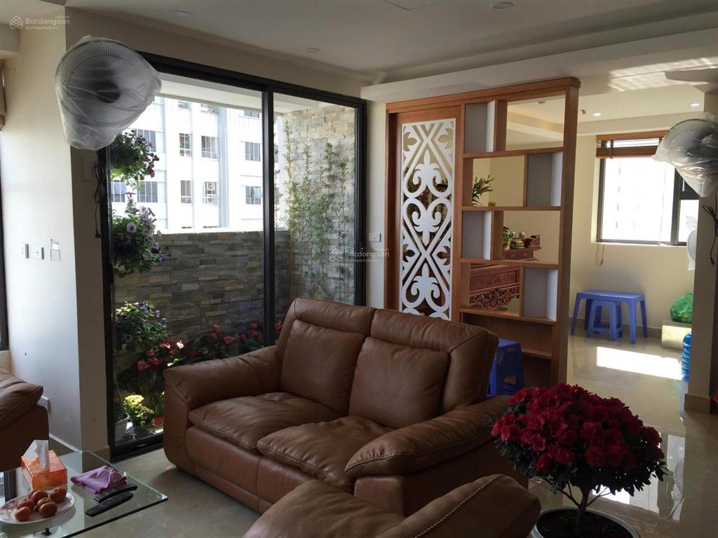 Bán căn hộ cao cấp vp2 linh đàm  căn góc 145m2  view hồ siêu đẹp,  0383 165 ***