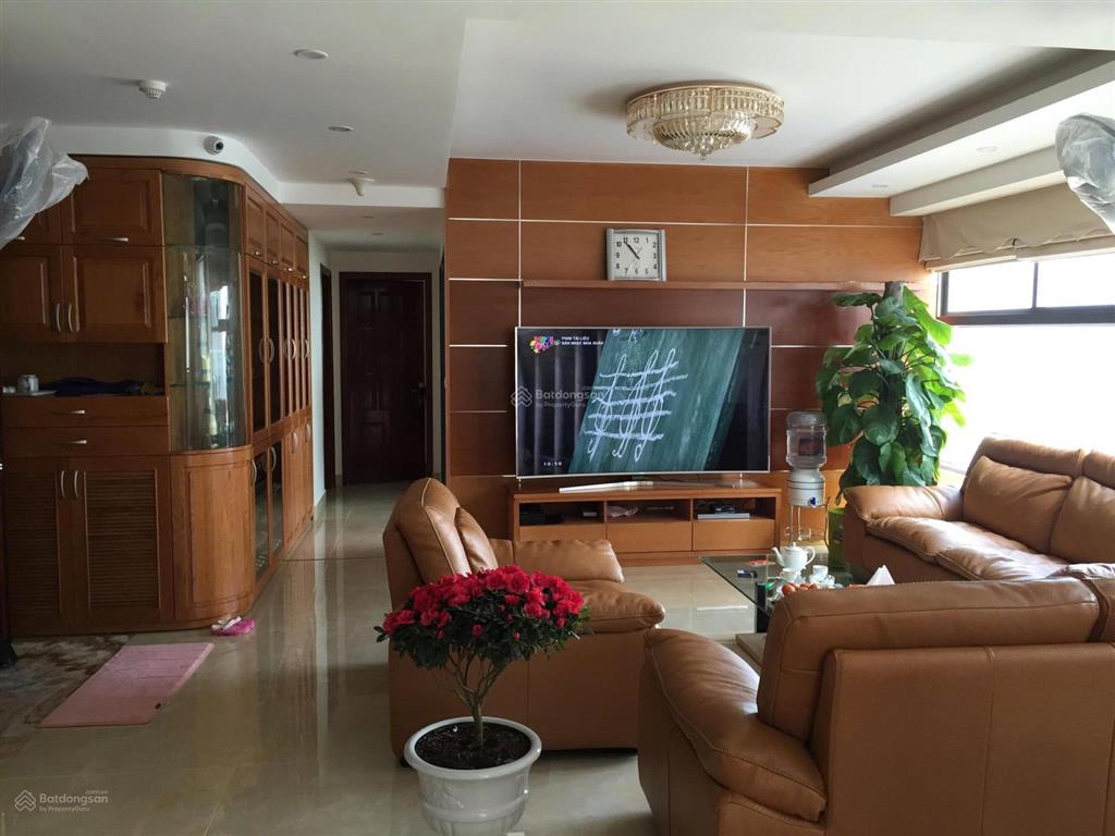 Bán căn hộ cao cấp vp2 linh đàm  căn góc 145m2  view hồ siêu đẹp,  0383 165 ***