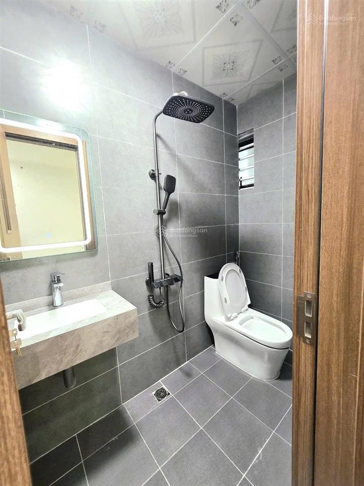 Bán căn hộ chung cư x2 đại kim, 65 triệu/m2, 77 m2, 3pn, 2wc, gấp!  0383 165 ***