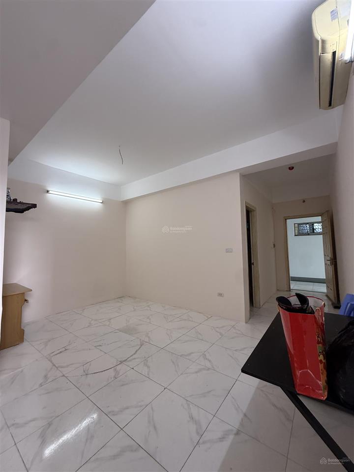 Chính chủ cần cho thuê căn 1 phòng ngủ 5tr/th vào ở luôn,  0383 165 ***
