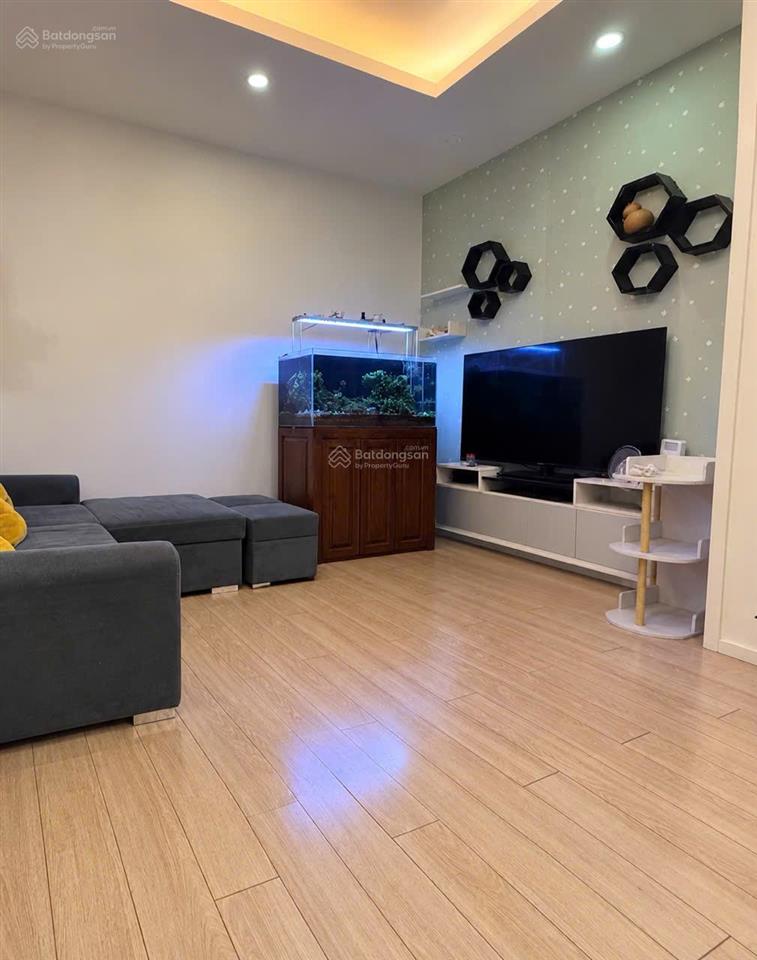 Bán cc vp5 linh đàm, 3,95 tỷ, 60m2, 2pn, 2wc, giá siêu hời!