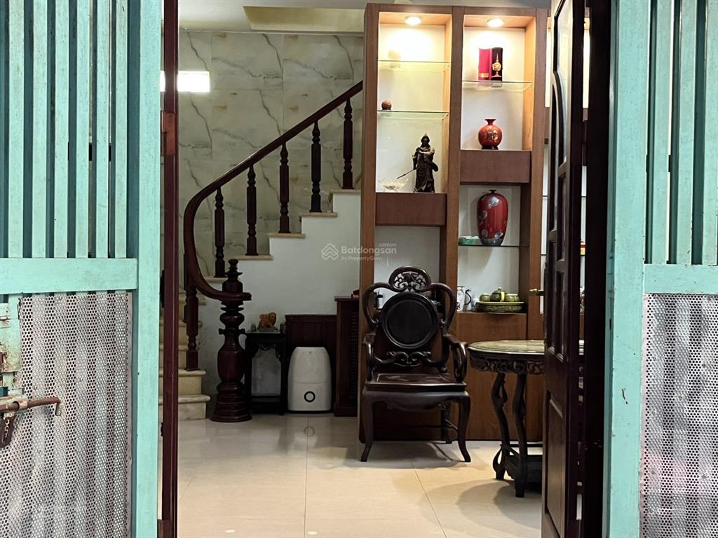 Cho thuê toàn bộ nhà riêng 6 tầng, tại 51 ngõ 40 phố võ thị sáu, phường bạch mai, hà nội