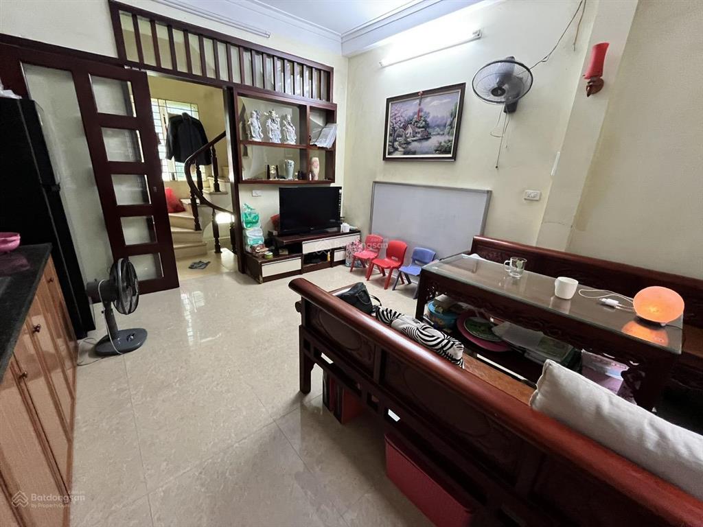 Cho thuê toàn bộ nhà riêng 6 tầng, tại 51 ngõ 40 phố võ thị sáu, phường bạch mai, hà nội