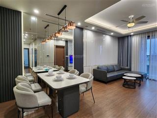 Cho thuê căn hộ giá cực rẻ 2pn 76m2 full 15tr/tháng tại rivera park.  0961 303 *** (e tuyên)
