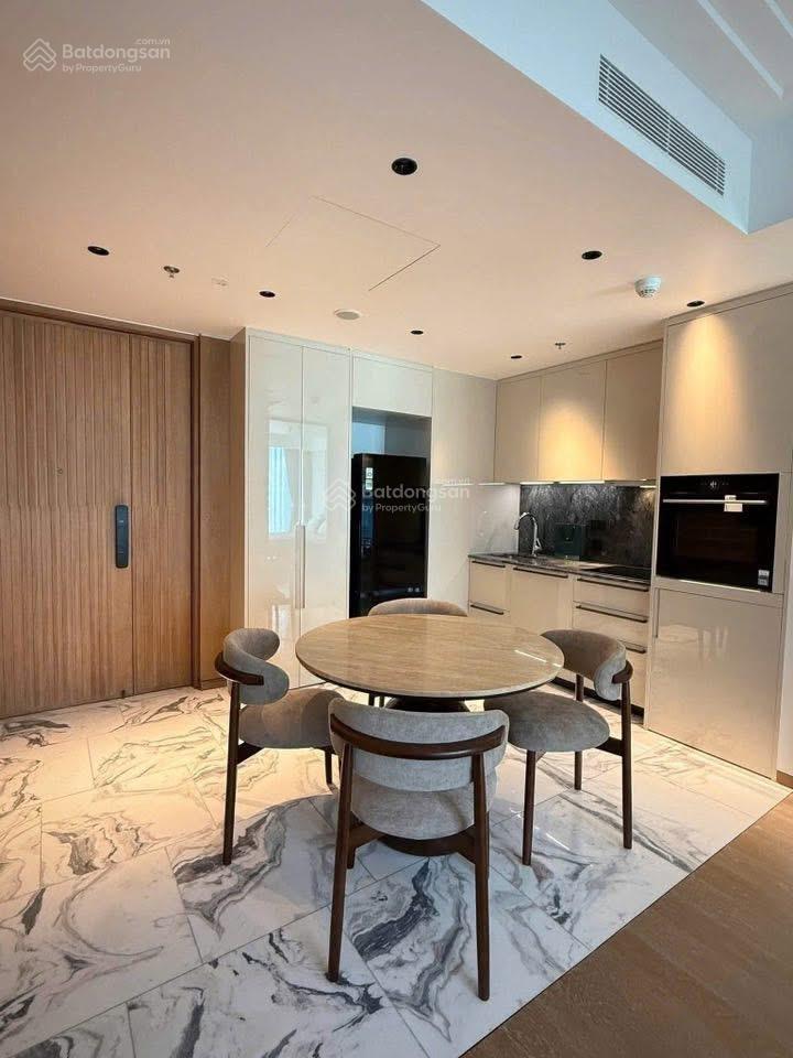 Cho thuê căn hộ giá rẻ 2pn 78m2 full 12tr/tháng tại roman plaza tố hữu.  0961 303 ***