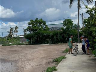 Đất đẹp  giá rẻ  gần sg giá  159 triệu 115m2 ( 5m x 21m ) full thổ cư