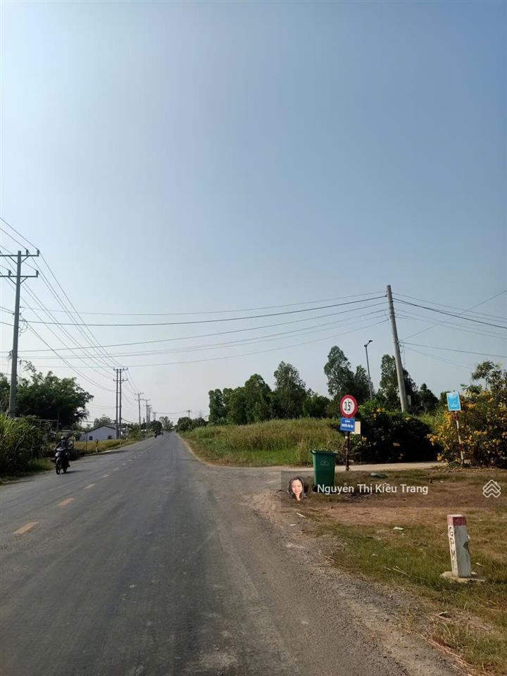 Hàng sốc mặt tiền nhựa tl877b  giá từ 450tr | đón sóng ven biển