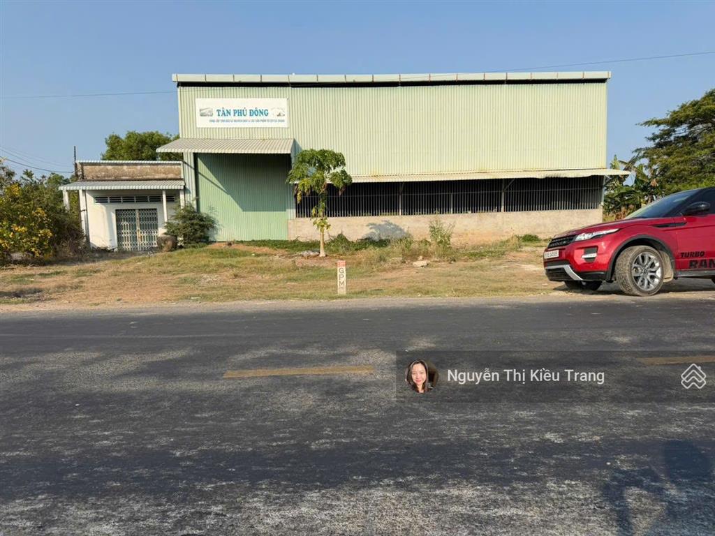 Hàng sốc mặt tiền nhựa tl877b  giá từ 450tr | đón sóng ven biển