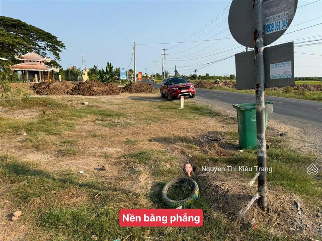 Hàng sốc mặt tiền nhựa tl877b  giá từ 450tr | đón sóng ven biển