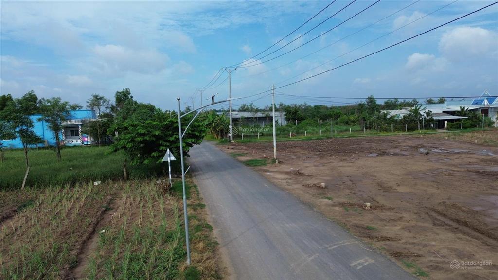 320 triệu | mặt tiền nhựa đh85 gần phà đi bình đại (bến tre)