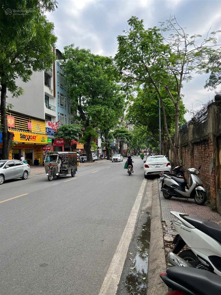 Siêu hiếm! nhà phố kd ngọc lâm 69,5m2, 5 tầng  2 mặt thoáng, view công viên dòng tiền 300tr/năm