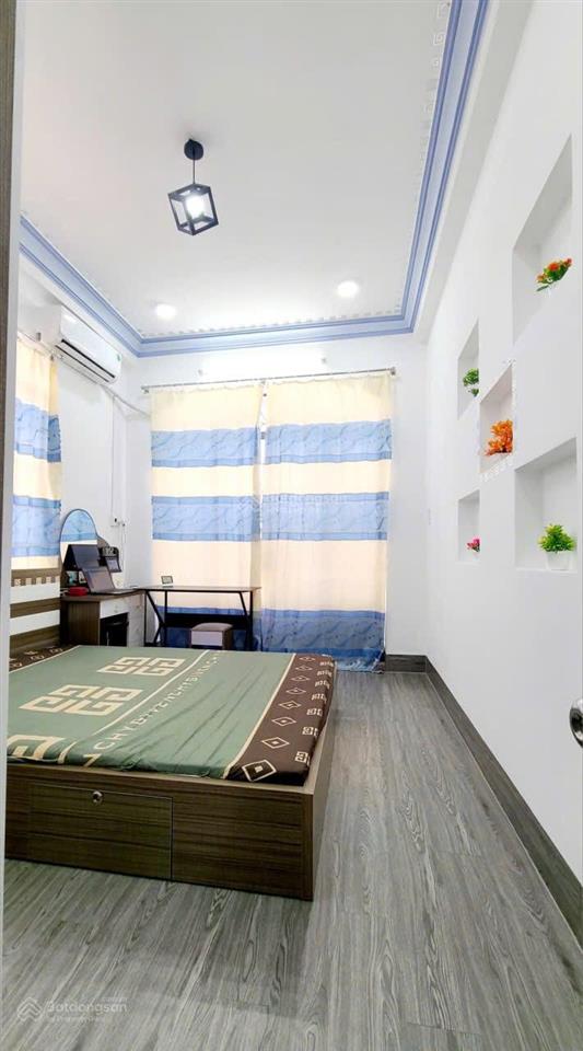 Gia chủ chuyển nhà bán nhà 4 tầng hẻm ô tô cao đài gần ga nha trang, diện tích 32,7m2 giá 3 tỷ 950.