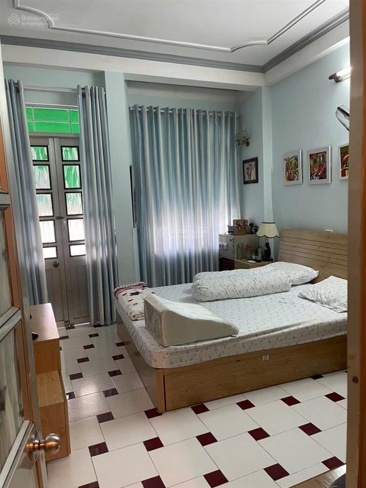 Bán nhà mặt phố cực hiếm giá tốt tại đường trần bình trọng khu bàn cờ nt, 8,5 tỷ, 63m2, 4pn, 3wc.