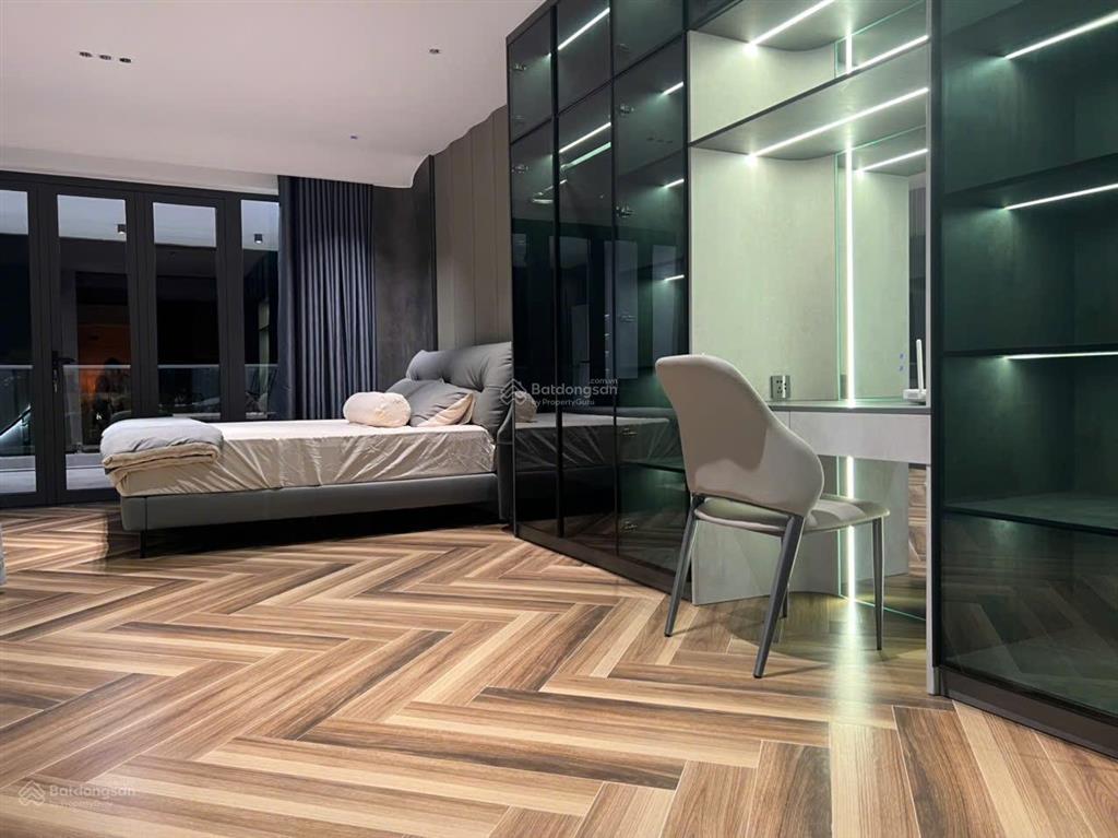 Nhà vip nhất khu gói 8 mỹ gia, đối diện hồ bơi, công viên, diện tích 100m ngang 5m, giá 12,8 tỷ