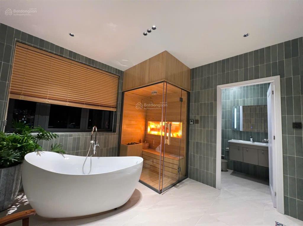 Nhà vip nhất khu gói 8 mỹ gia, đối diện hồ bơi, công viên, diện tích 100m ngang 5m, giá 12,8 tỷ