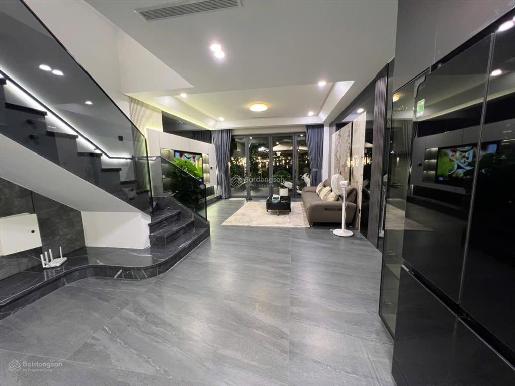Nhà vip nhất khu gói 8 mỹ gia, đối diện hồ bơi, công viên, diện tích 100m ngang 5m, giá 12,8 tỷ
