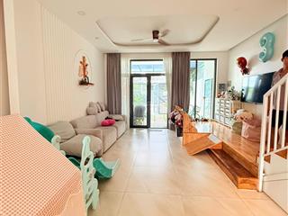 Giá tốt nhà gói 7 mỹ gia nha trang, diện tích 100m hướng đông bắc có 3pn 4wc , giá 8,5 tỷ.