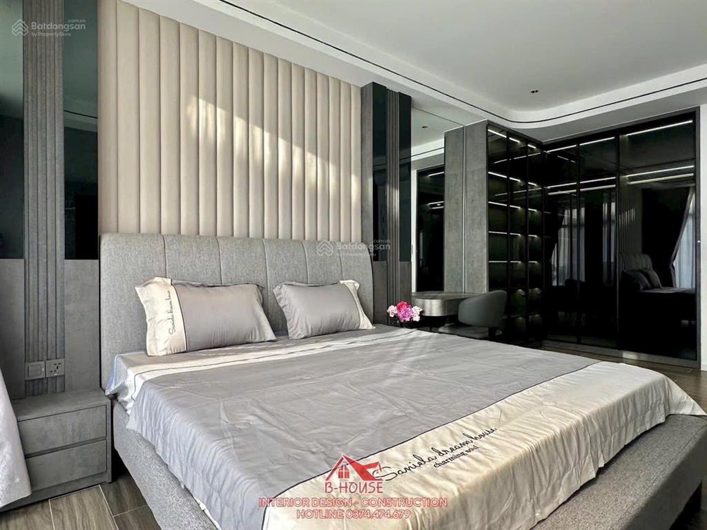 Nhà cực đep gói 8 kvg the capella mỹ gia nha trang, 10,5 tỷ, 100m2, 3pn, 4wc có bảo vệ nghiêm ngặc.