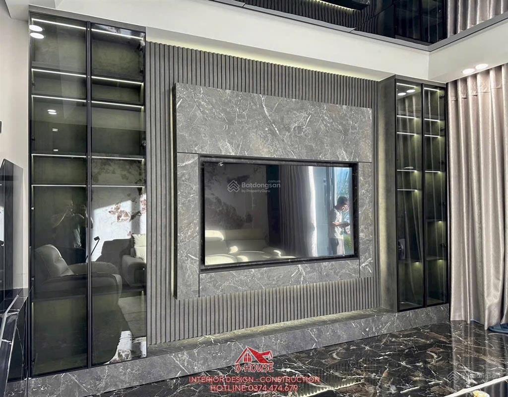 Nhà cực đep gói 8 kvg the capella mỹ gia nha trang, 10,5 tỷ, 100m2, 3pn, 4wc có bảo vệ nghiêm ngặc.