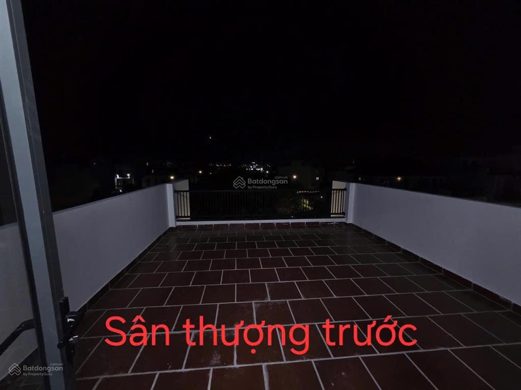 Nhà gói 5 mỹ gia nha trang có thang máy, đối diện công viên gần sông, 100m giá chỉ 9,8 tỷ.