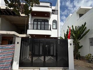 Bán nhà 3 tầng gói 4 kđt mỹ gia nha trang, 10,5 tỷ, 100m2 hàng hot, hướng nam hiếm, đường rộng 18m.