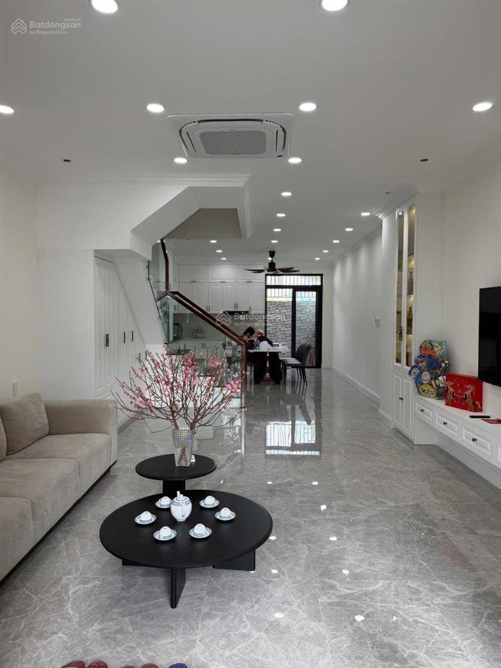 Bán nhà 3 tầng gói 4 kđt mỹ gia nha trang, 10,5 tỷ, 100m2 hàng hot, hướng nam hiếm, đường rộng 18m.