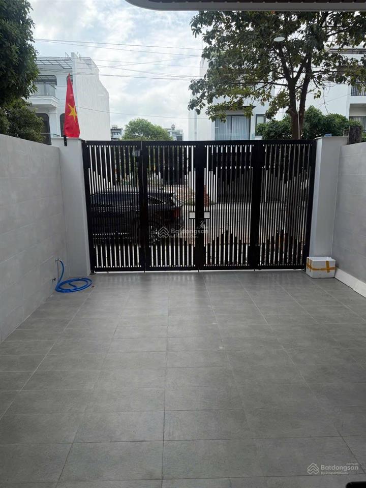 Bán nhà 3 tầng gói 4 kđt mỹ gia nha trang, 10,5 tỷ, 100m2 hàng hot, hướng nam hiếm, đường rộng 18m.