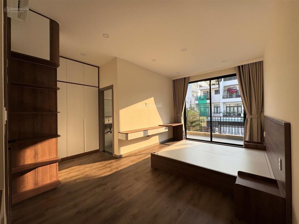 Bán nhanh căn đẹp tại gói 5 thái hưng mỹ gia nha trang, hướng tây nam đường rộng 14m giá 8 tỷ 880.