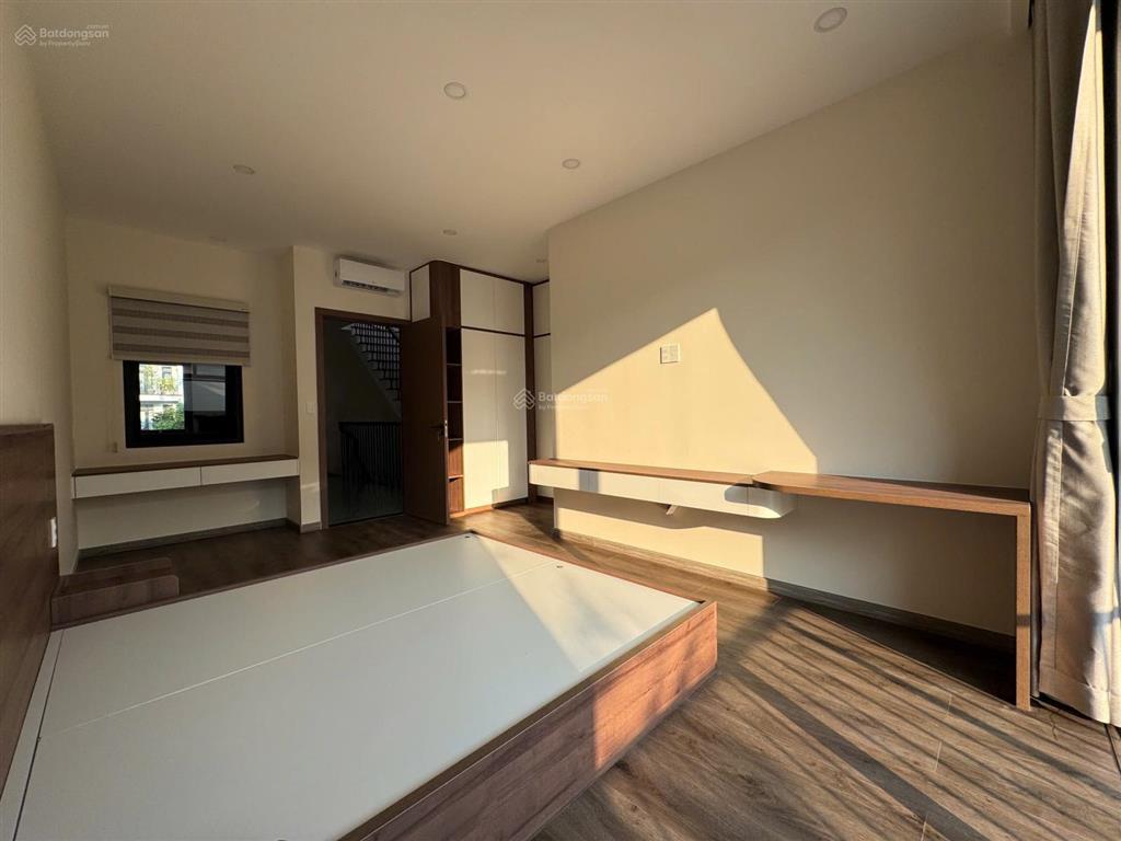 Bán nhanh căn đẹp tại gói 5 thái hưng mỹ gia nha trang, hướng tây nam đường rộng 14m giá 8 tỷ 880.