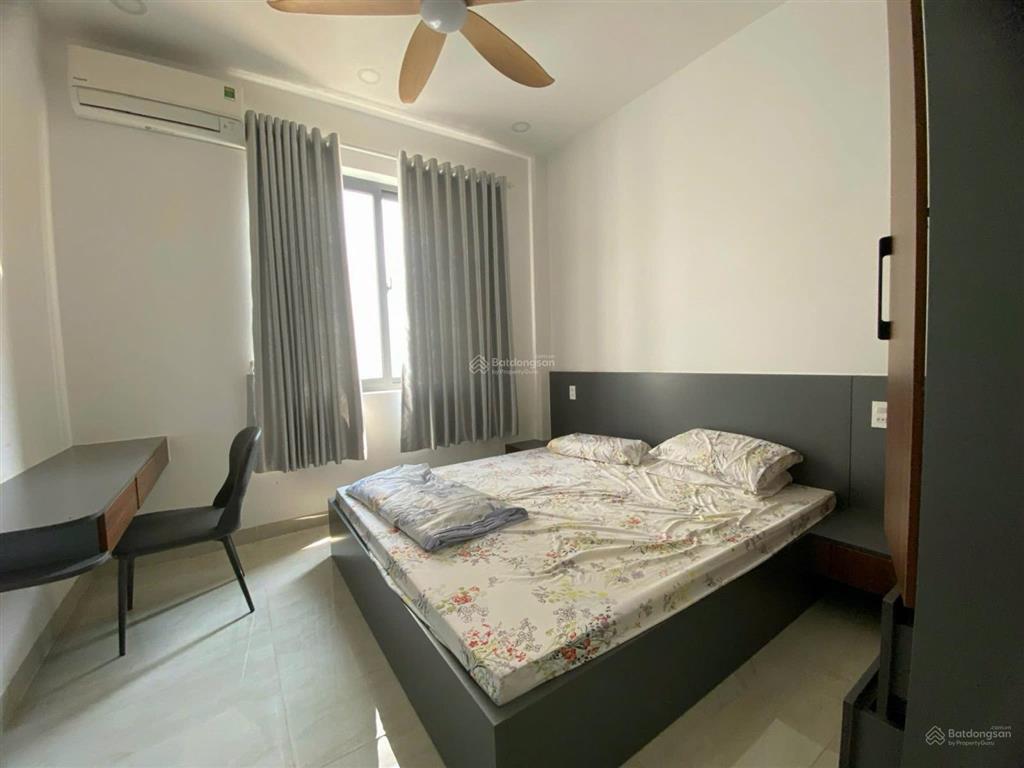 Cần bán nhà 3 tầng khu đô thị mỹ gia gói 7
dt 100m2 ngang 5m, hướng đông bắc ,giá 8,7 tỷ.