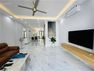 Nhà đẹp sẵn dòng tiền kđt mỹ gia gói 8 the capella, có bảo vệ an ninh cực tốt giá 8,3 tỷ quá rẻ.