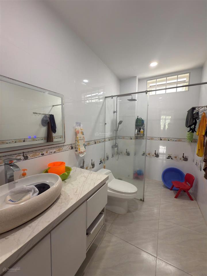 Bán căn góc biệt thự gói 5 mỹ gia đường rộng 25m đối diện bồn hoa, dt 287,5m2 giá 22 tỷ hướng nam.