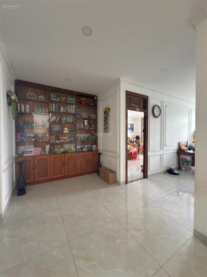 Bán căn góc biệt thự gói 5 mỹ gia đường rộng 25m đối diện bồn hoa, dt 287,5m2 giá 22 tỷ hướng nam.