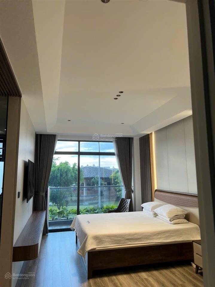 Căn hiếm nhà đối diện hồ bơi, công viên gói 8 mỹ gia nha trang full nội thất sịn, an ninh, 12,5 tỷ