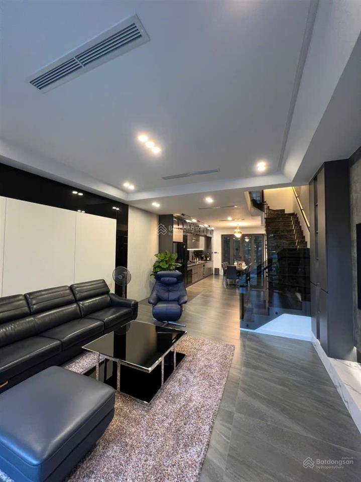 Căn hiếm nhà đối diện hồ bơi, công viên gói 8 mỹ gia nha trang full nội thất sịn, an ninh, 12,5 tỷ