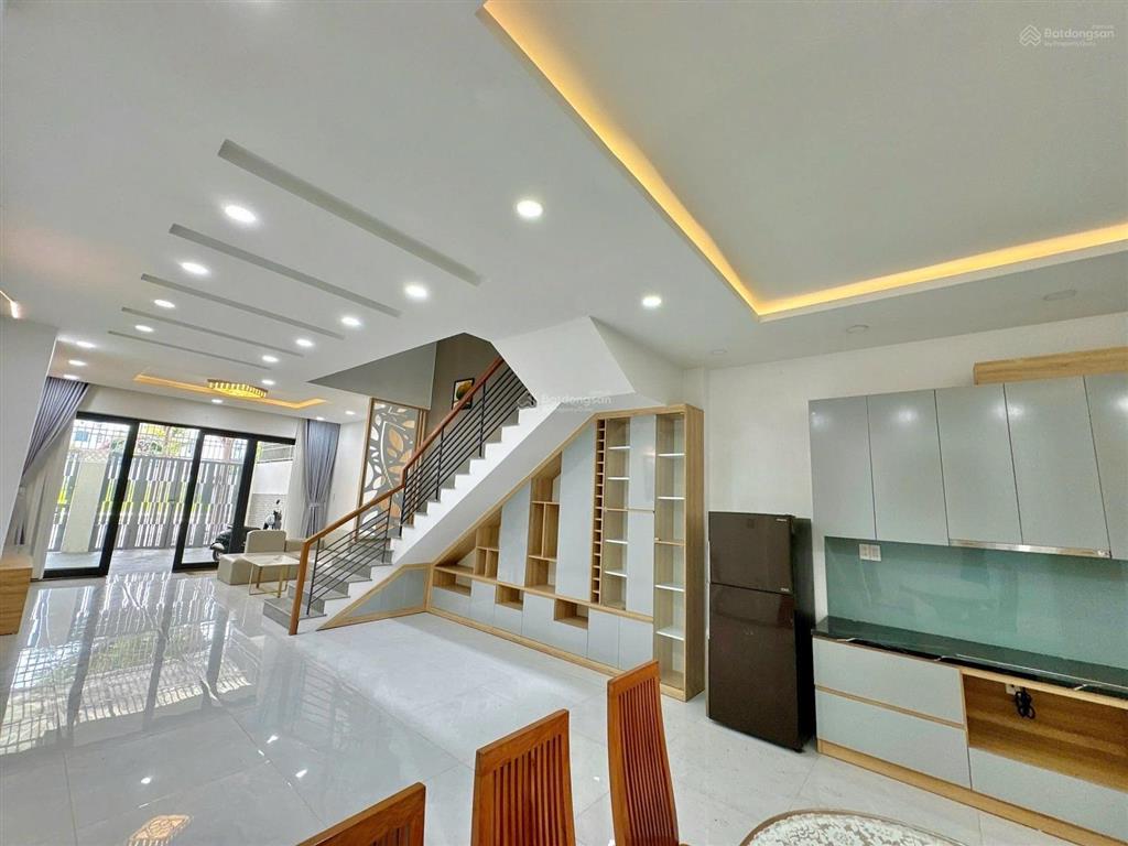 Bán gấp nhà rẻ nhất gói 2 mỹ gia nha trang, hướng đông lệch bắc chỉ 8,3 tỷ chốt nhanh.