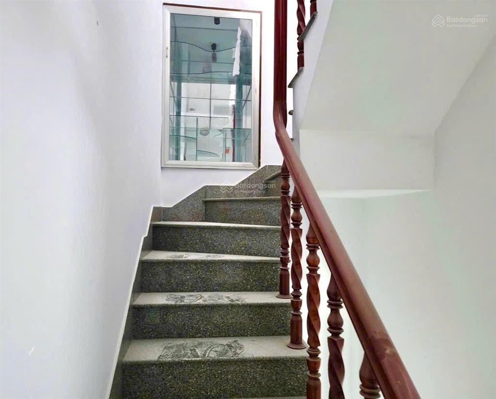 Bán nhà 4 tầng hẻm nguyễn hữu huân, phường tân tiến, tp nha trang. giá chỉ 5 tỷ 5 có 4pn  4wc
