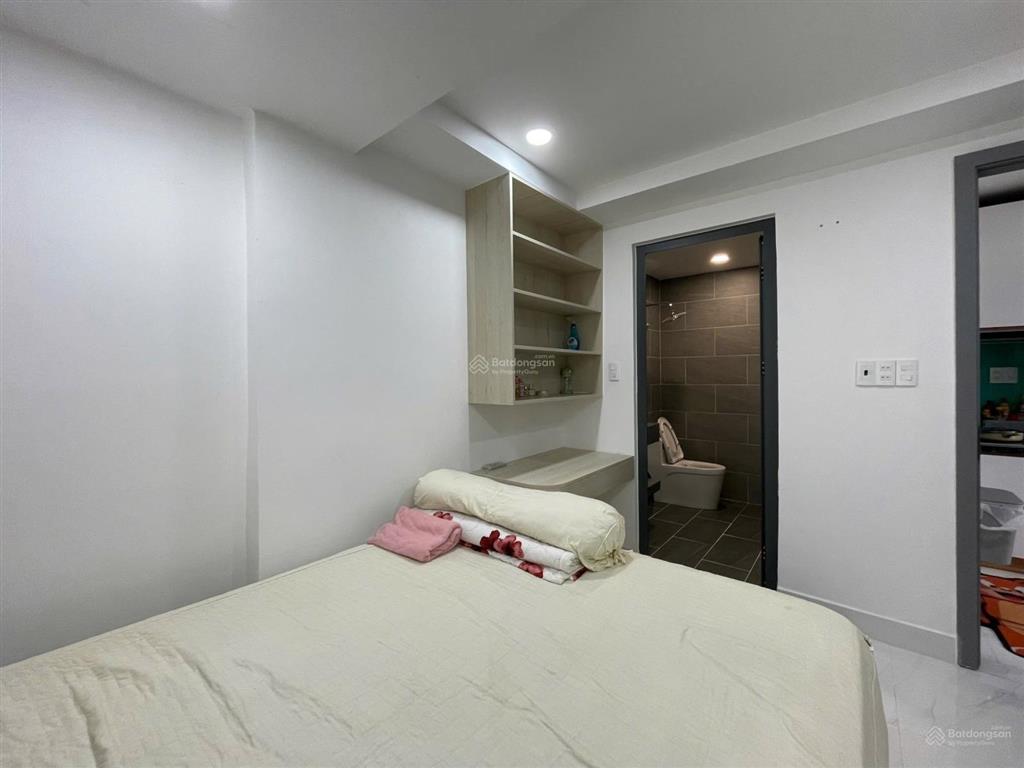 Nhà mới đẹp 3 tầng kiên cố tại phường nha trang  có bãi đỗ xe ôtô cạnh nhà, dt 69.4m2 giá 5 tỷ 250