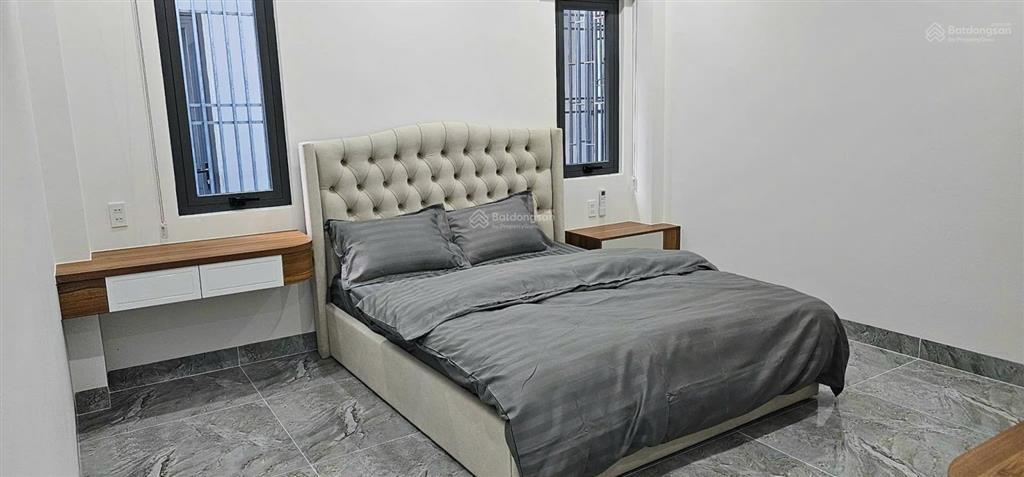 Nhà đẹp 3,5 tầng hà quang 2 , dt 80m2 ngang 4m hướng đông có 3pn, 4wc giá chỉ 9,2 tỷ