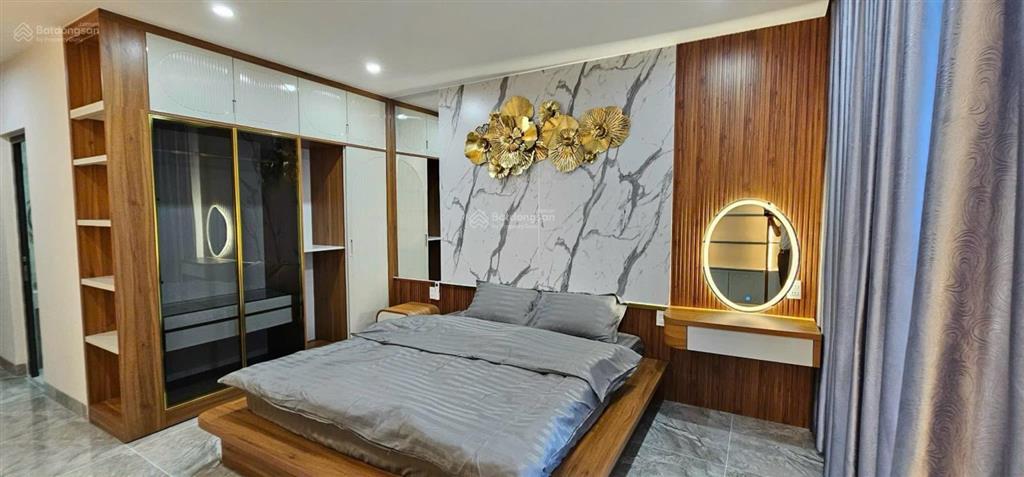 Nhà đẹp 3,5 tầng hà quang 2 , dt 80m2 ngang 4m hướng đông có 3pn, 4wc giá chỉ 9,2 tỷ