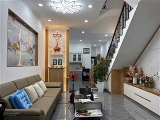 Siêu hiếm căn đẹp hà quang 2 đường số 20, dt 90m ngang 4,5m, có 5pn, hướng nam, giá 10,2 tỷ.