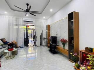 Cực rẻ nhà mới 3 tầng khu đô thị phước long a, có thang máy.dt 97m hướng đông nam giá 8,7 tỷ.