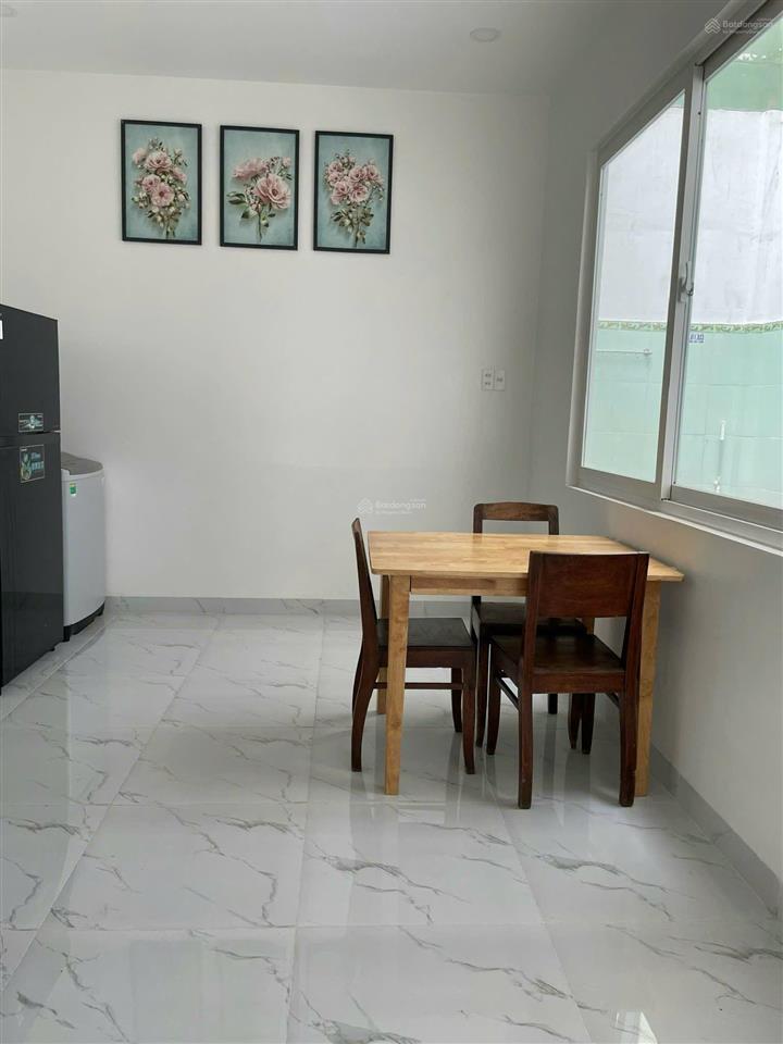 Bán nhà 3 tầng hẻm đường hùng vương khu phố tây cách biển chỉ 200m. dt 97,9m2 giá 10,5 tỷ