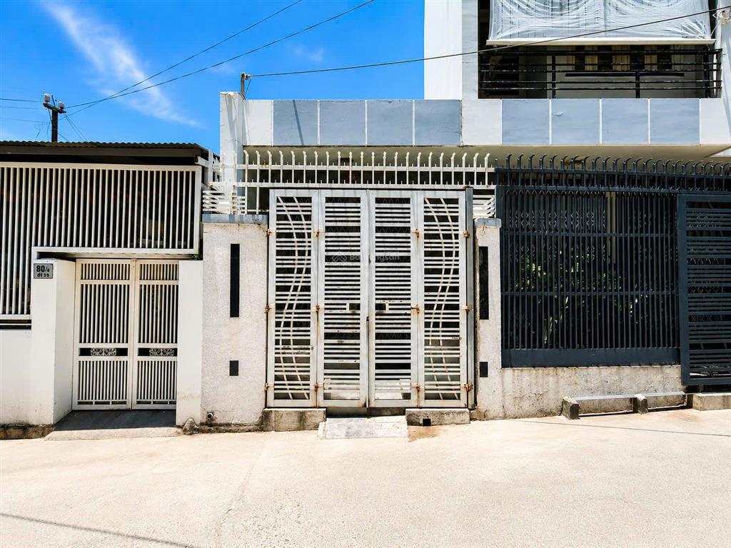 Nhà hẻm ô tô kinh doanh được, cách biển 300m, gần làng đại học nha trang, dt 31,1m2 giá 3 tỷ070.